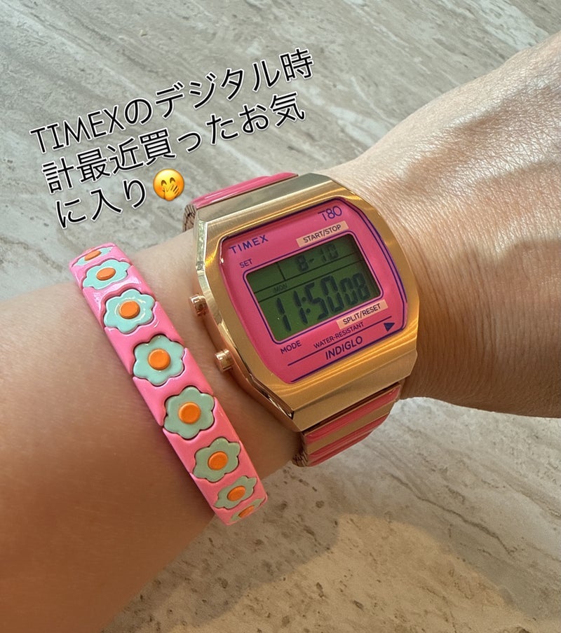 小川菜摘 ピンクのブレスとTIMEXの画像