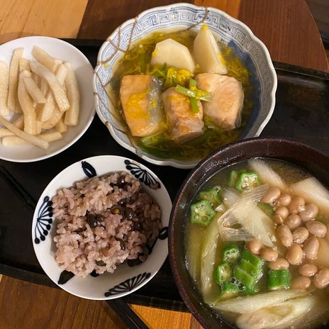 豆かぶりになった美味しいご飯の画像
