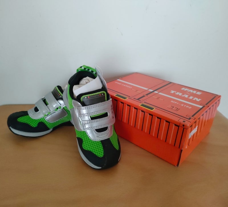 長男が大興奮した貨物仕様の箱の画像