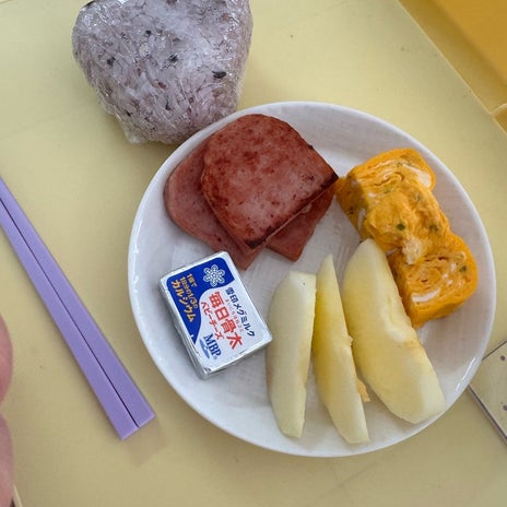 娘のお友達がお泊まりで賑やかな朝の画像