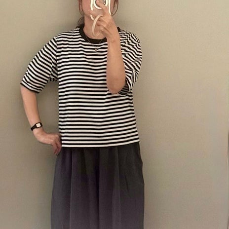 買って大正解の痩せ見えTシャツの画像