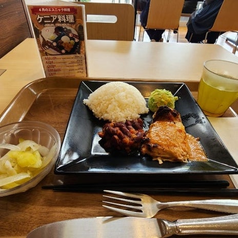 味付けが全く違う食堂の美味しい料理の画像
