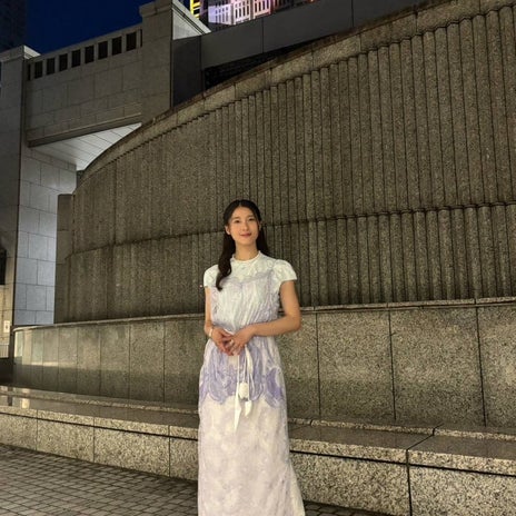 土屋太鳳 未来のイメージの衣裳の画像