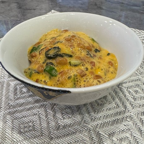 堀ちえみの夫 相性抜群の納豆薬味の画像