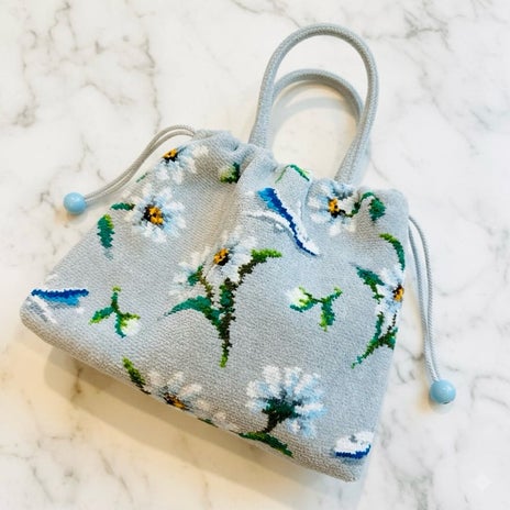 諦めきれず購入した巾着バッグの画像