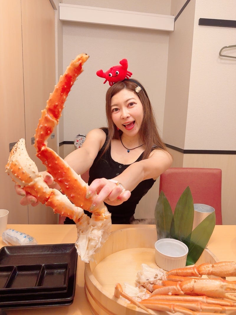 蟹と本格的なお寿司の食べ放題の画像