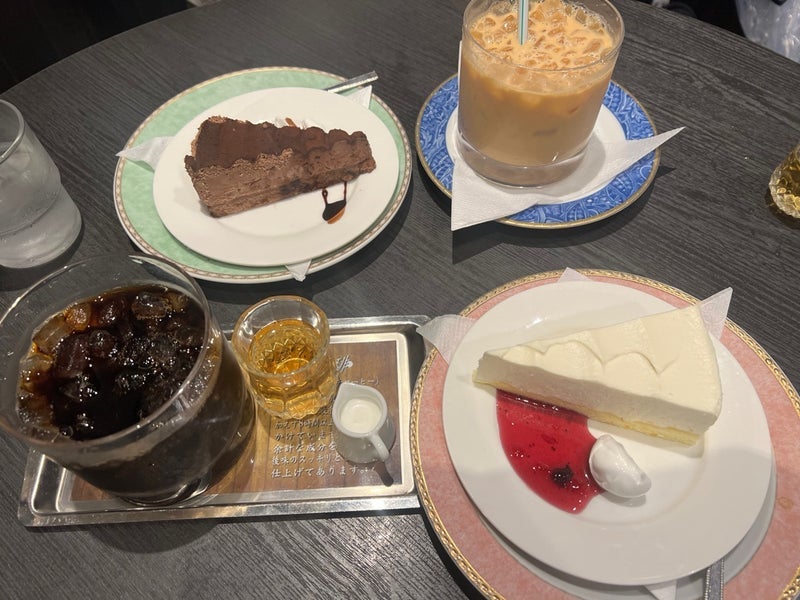 友達とノーメイクで行ったカフェの画像