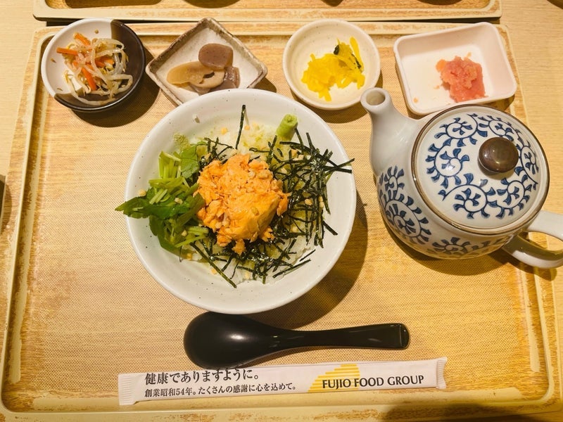 40代の胃腸を物語るお茶漬けランチの画像
