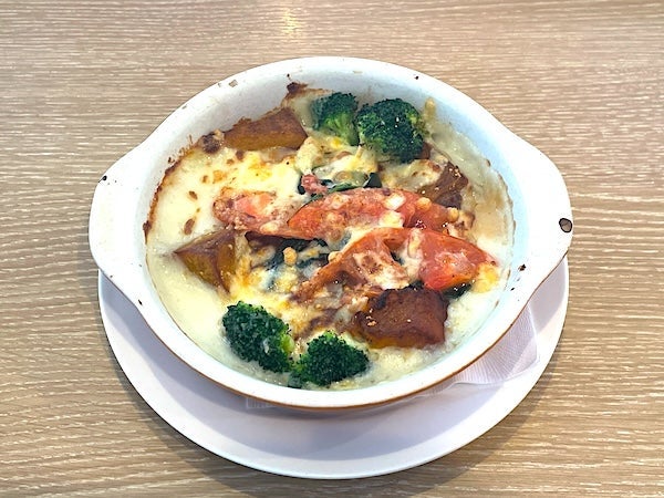 野菜たっぷりアツアツで美味しいドリアの画像