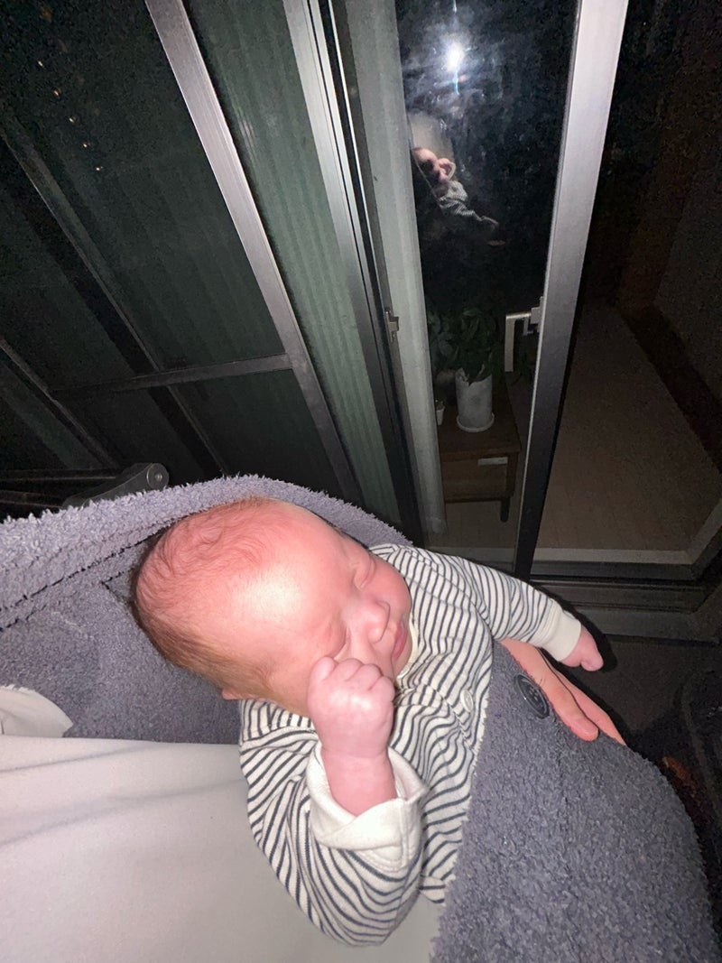 早朝に泣く赤ちゃんに効いた夜風の画像