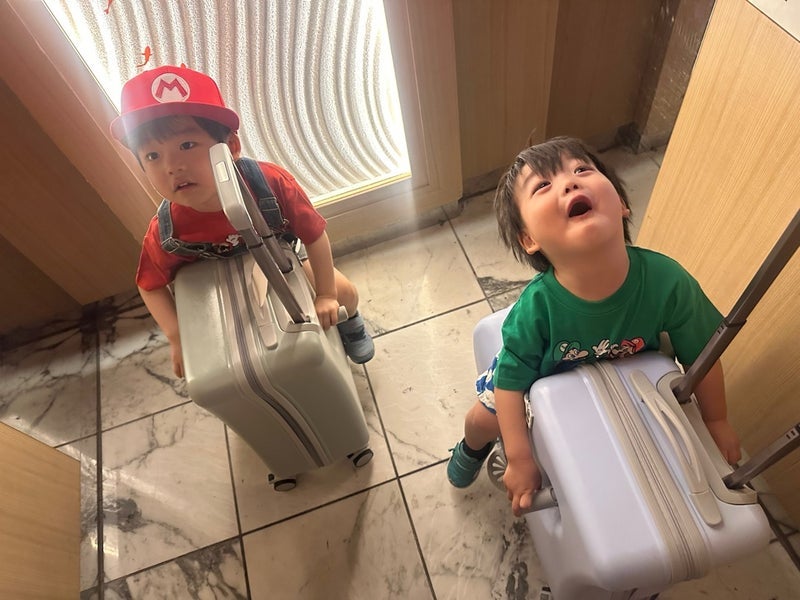 桃 USJ行った際の息子達のコーデ