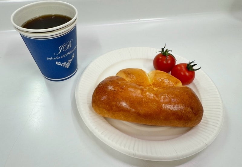 薬丸裕英 楽屋で匠のクリームパンの画像