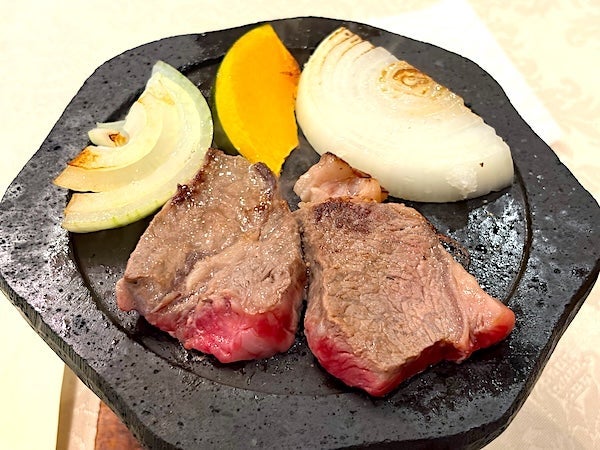 ご飯ノンストップになった溶岩焼きの画像
