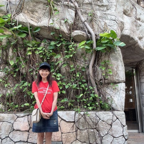 アグネス ランチ時でいっぱいの公園の画像
