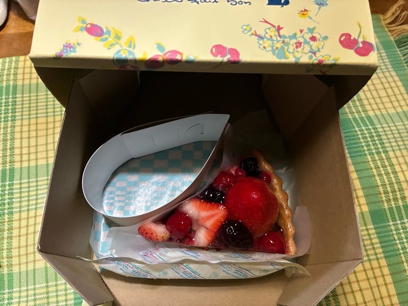 優待で買ったキルフェボンのタルトの画像