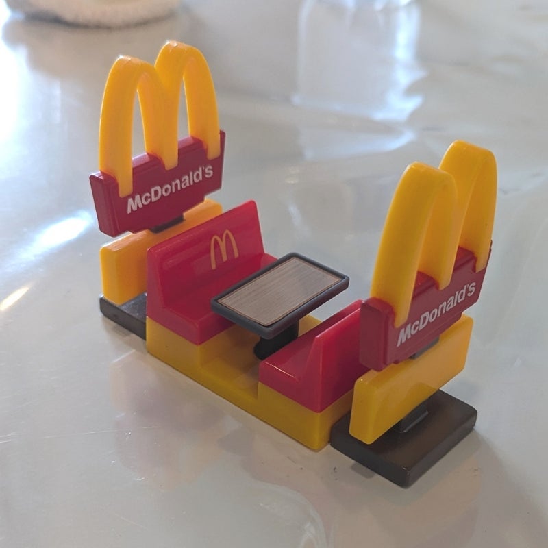 マックで5つも集まったサインボードの画像