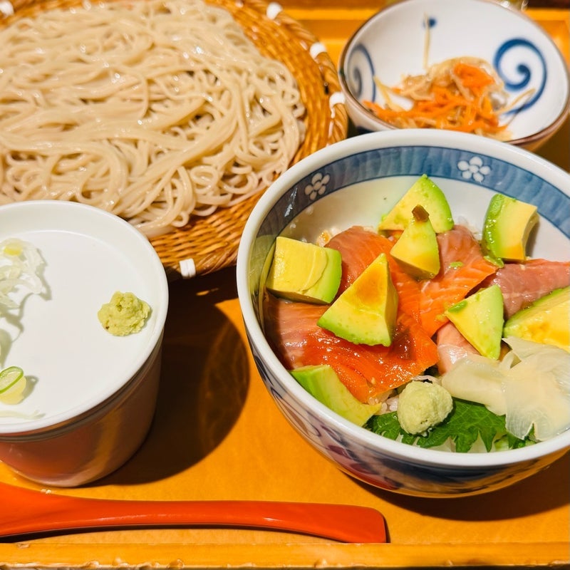 だいた 丼と蕎麦のガッツリランチの画像