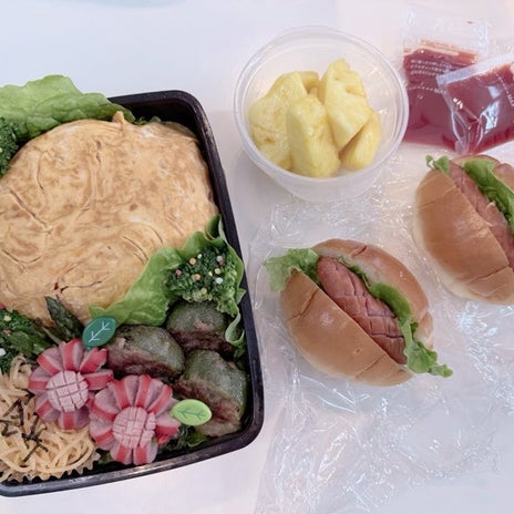 辻 数日ぶり再会でキョトン顔の娘の画像