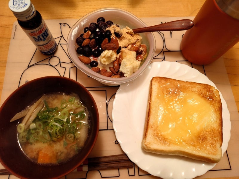 秋野暢子 残り物の豚汁で朝ご飯の画像