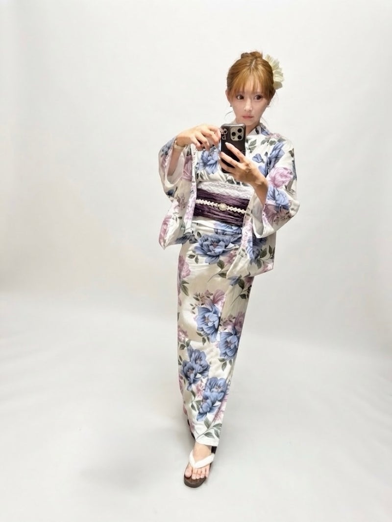 40代も着られる大人な色合いの浴衣の画像