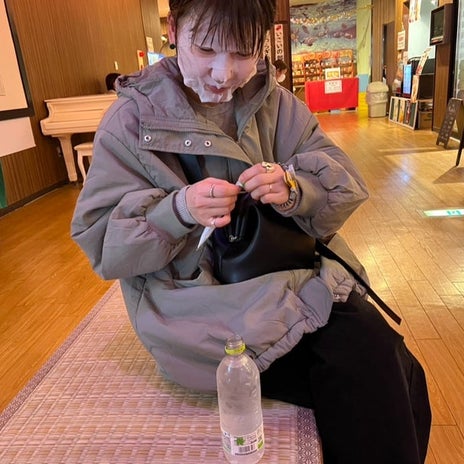 桃 銭湯でゆっくりご飯を食べた幸せの画像