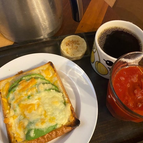 たんぱく質が少なめだった朝食の画像