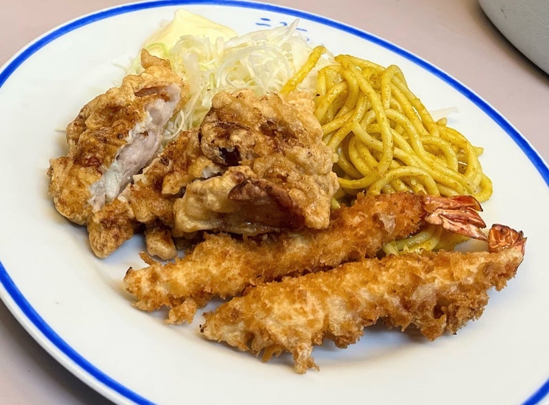 モモコ夫 昼前かなり並んでた店