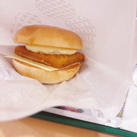 マックのが無くなると聞き食べたモスの画像