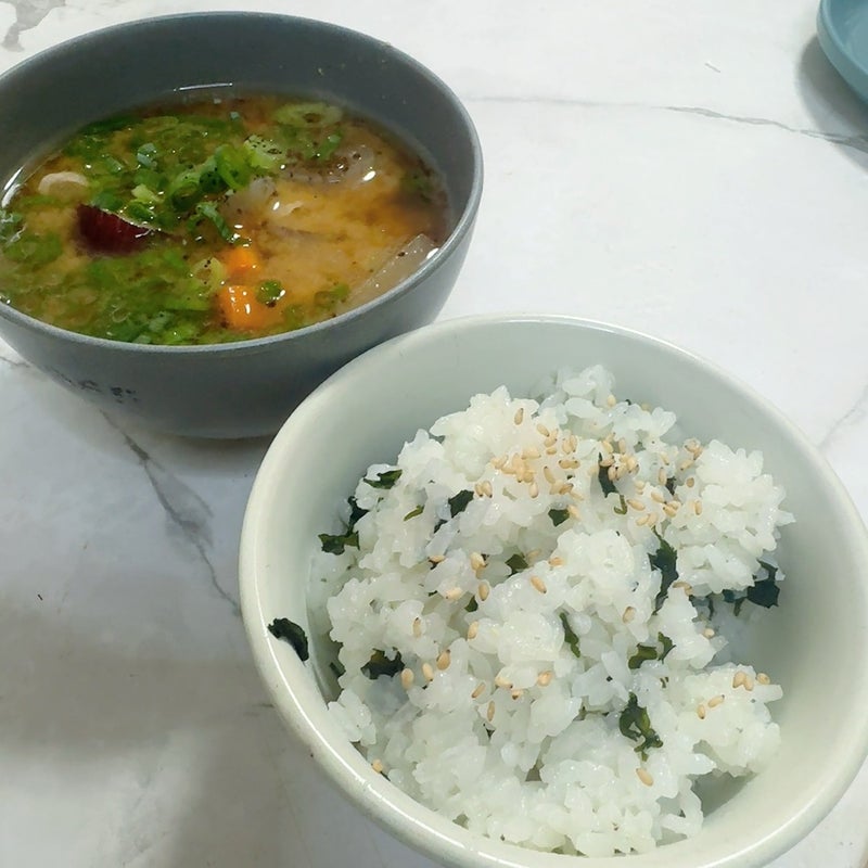 混ぜるだけで美味しいわかめごはんの画像