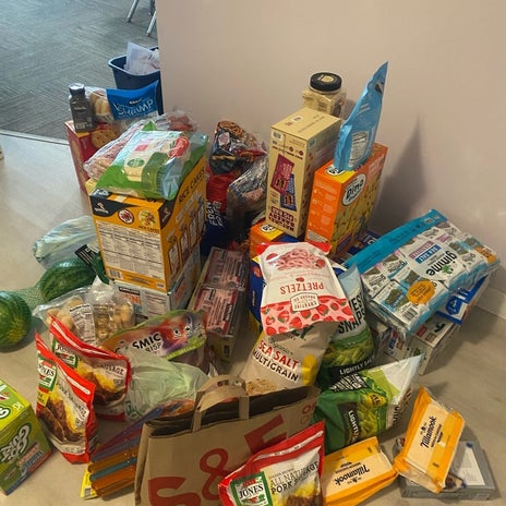 野沢直子 恒例コストコ品運びの画像