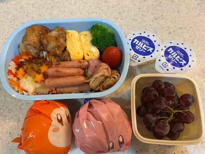 多めに作り豪華になった昼ごはんの画像