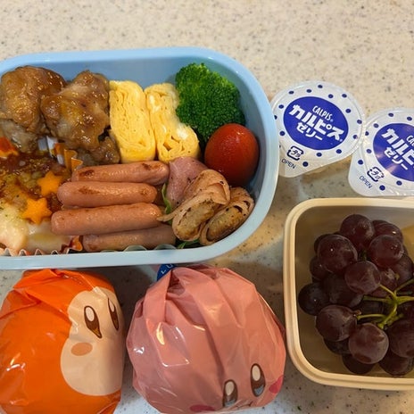 多めに作り豪華になった昼ごはんの画像