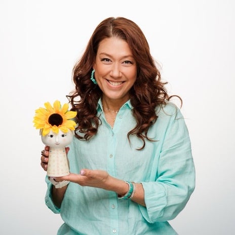 LiLiCo 来日38年で永住権を取得の画像