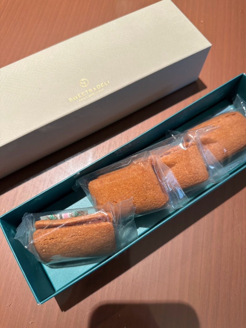 柏木由紀子 手土産のイチヂクのお菓子の画像