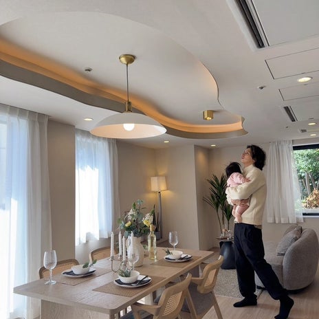 アレク おしゃれで良い物件を内覧の画像