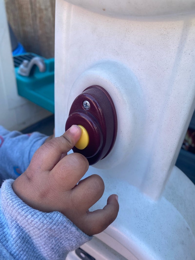 野沢直子 全部味見しちゃう1歳児の画像