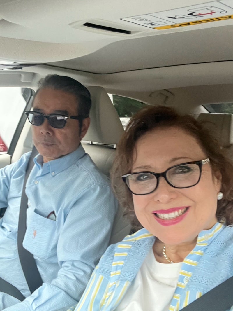 キャシー中島 娘のフラに感動し涙の画像