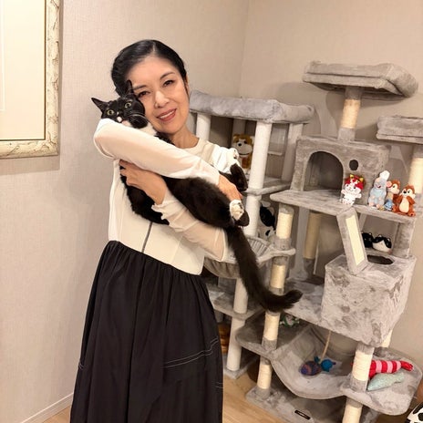 藤あや子 目の前のスカイツリーで興奮の画像