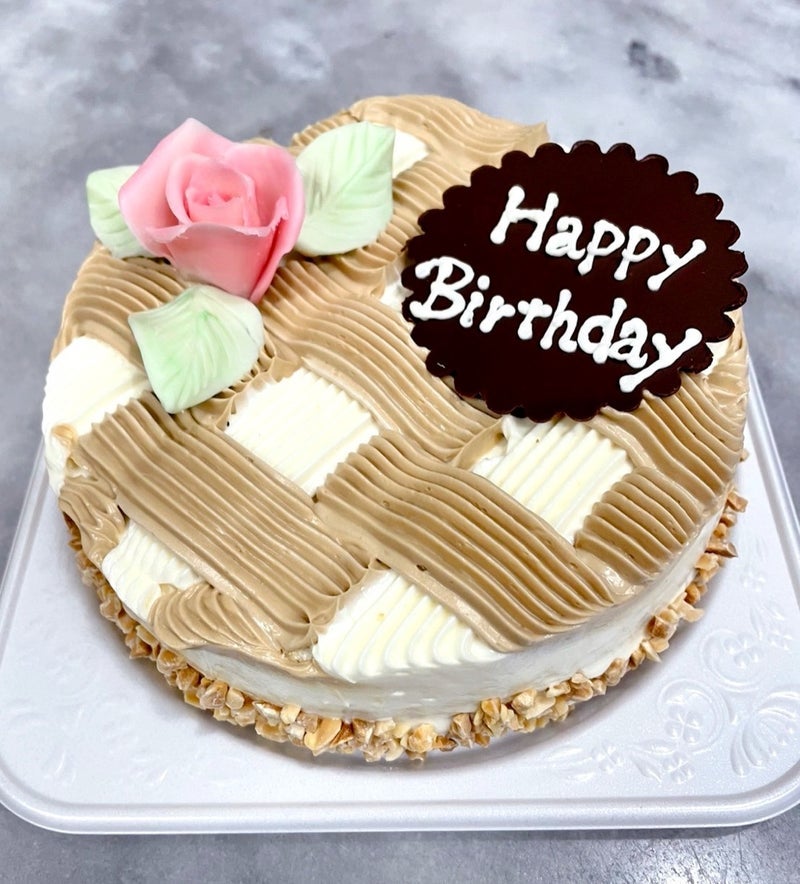 飽きない美味しさの人気バターケーキの画像