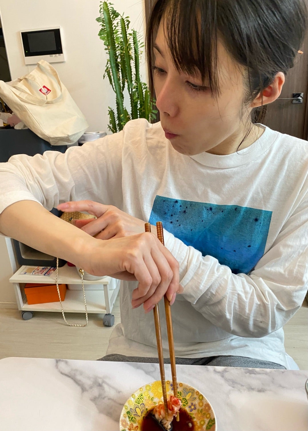 麻世 自分の腕見て震えていた妻