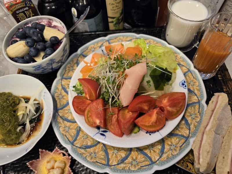 高橋英樹 トマトとハムチーズパンの画像