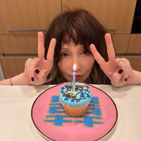 小川菜摘 誕生日プレゼントと韓国土産の画像