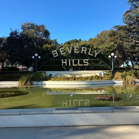 ブランドに興味のないメンバーとの観光の画像