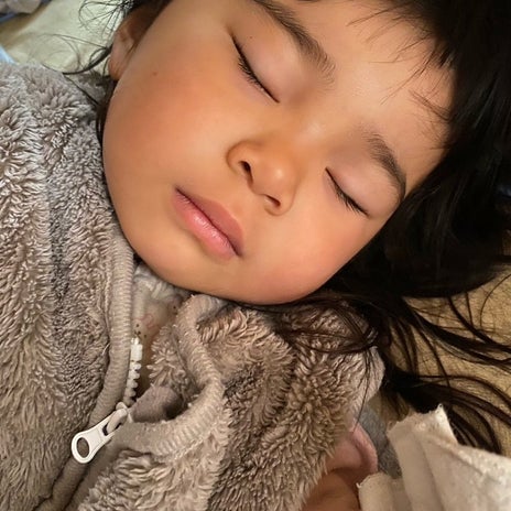 クロ 毛玉や色褪せがある服が最高の画像