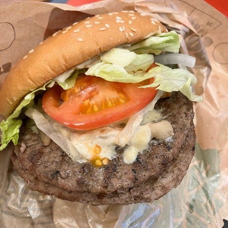 バーガーキングのダブルパテの肉感の画像