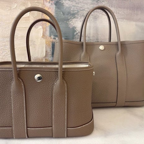 小さいのに全部入るエルメスのバッグの画像