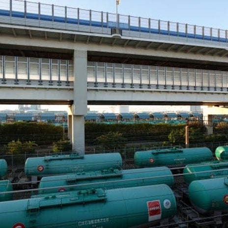 駅の南側は関係者以外立入禁止の画像