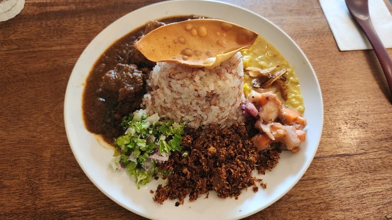 程よい酸味とコクのあるポークカレーの画像