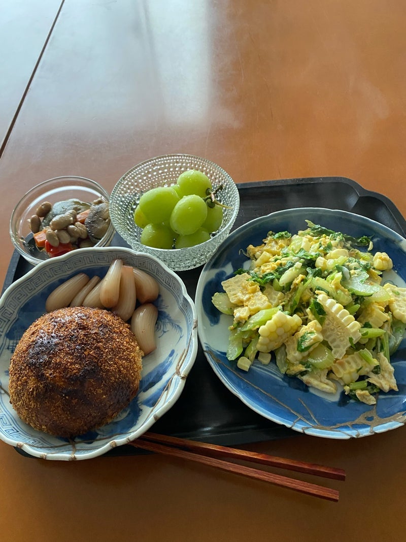 焼きカレーパンでありあわせ昼ご飯の画像