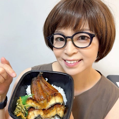 演者に特別に用意されたうな丼の画像